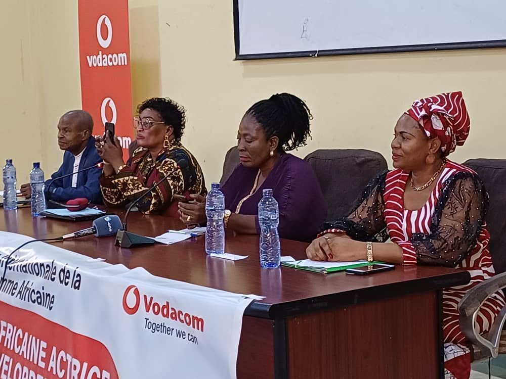 Centre de ressources professionnels , réseaux professionnels fournissant un appui , coachs , incubateurs , mentors – Image 2