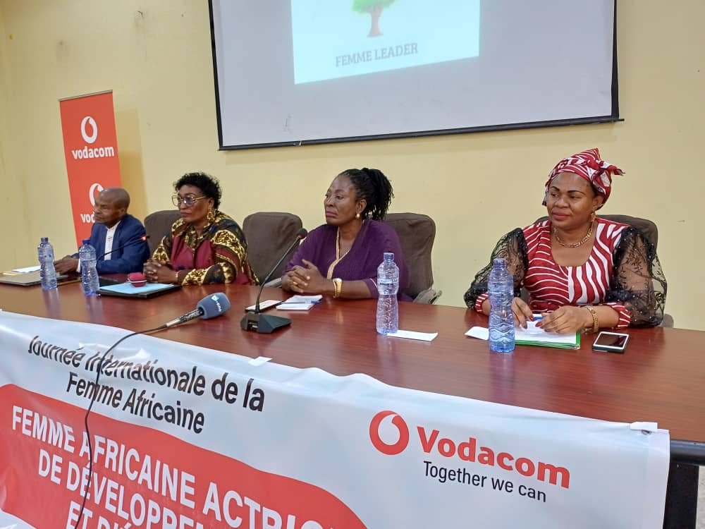 Centre de ressources professionnels , réseaux professionnels fournissant un appui , coachs , incubateurs , mentors – Image 3