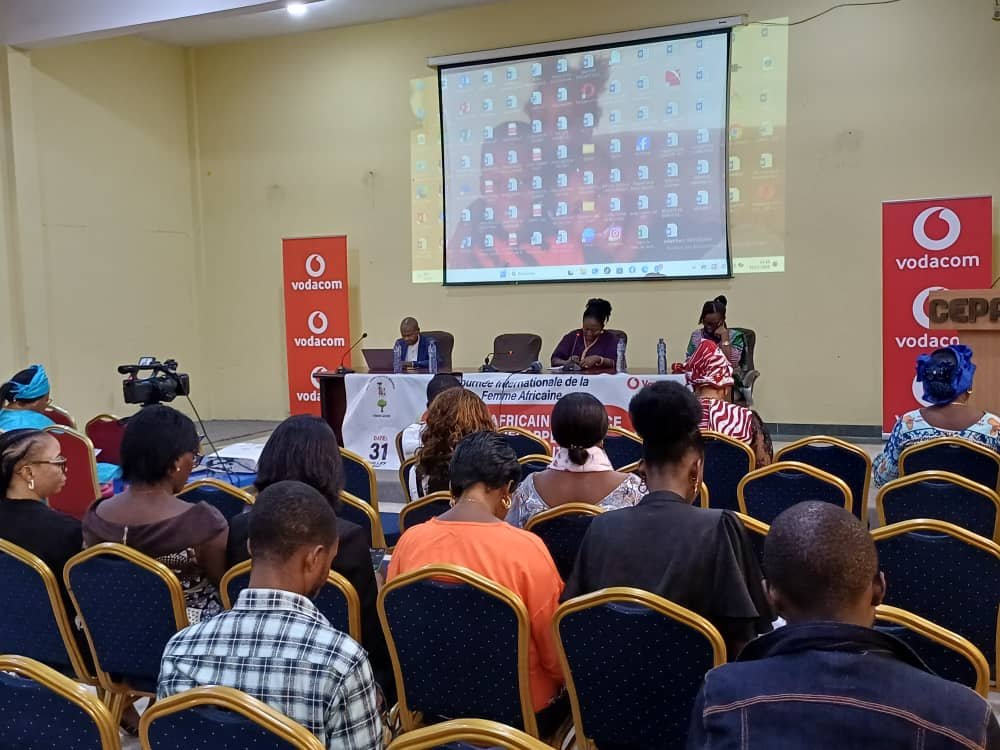 Centre de ressources professionnels , réseaux professionnels fournissant un appui , coachs , incubateurs , mentors – Image 4